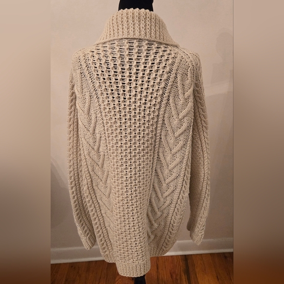 Vintage Hand-Knit Chunky Cable Knit Cream Long Cardigan - Picture 2 of 5
